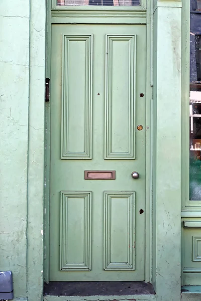 Úzký Vstup Green Door House Londýně — Stock fotografie