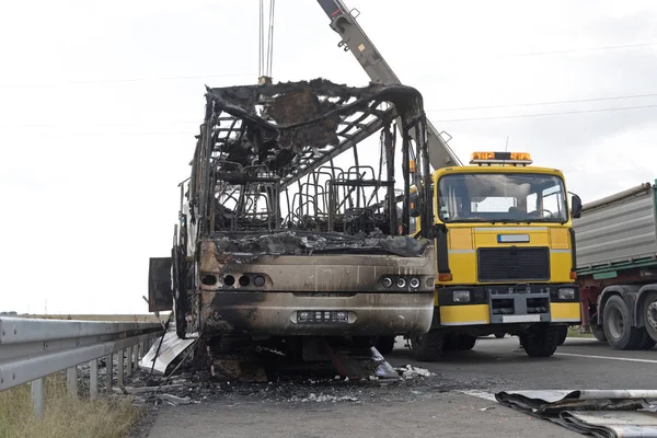 Spálené Autobusové Dálnice Pomoc Zotavení — Stock fotografie