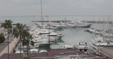 Lüks Yat ve Yelkenli Cannes Marina Fransa