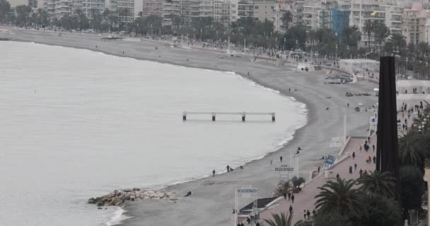 Nice Francia Enero 2018 Playa Paseo Marítimo Soleado Día Invierno — Vídeo de stock