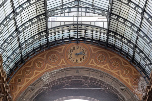 Zegar w Mediolanie — Zdjęcie stockowe