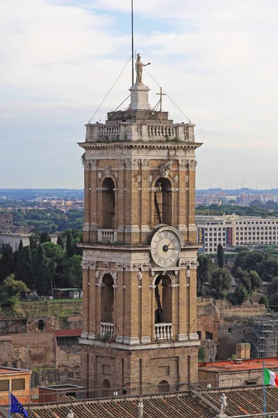 Πύργος Ρολογιού Ρώμη Μπαχτσέ — Φωτογραφία Αρχείου