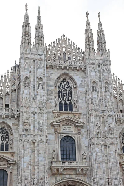 Собор Милана — стоковое фото