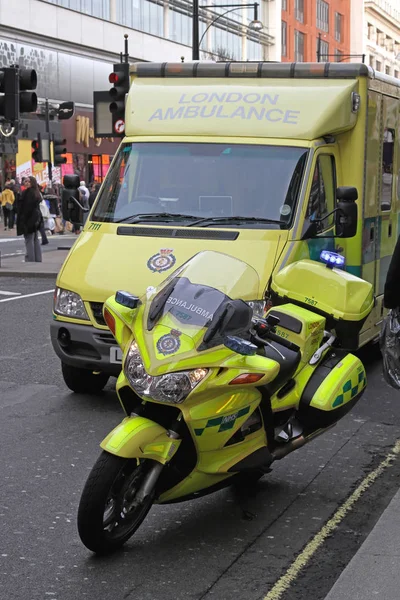 NHS Ambulances — Stock Photo, Image