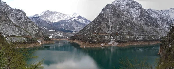 Lago Pivsko —  Fotos de Stock