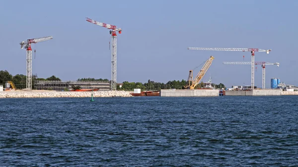 Costruzione di pareti alluvionali — Foto Stock