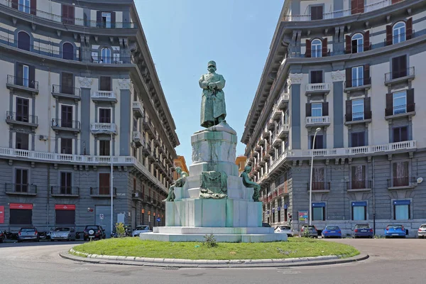 Estátua Umberto Nápoles — Fotografia de Stock