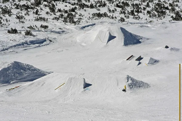 Snowboard ramp Park — Stockfoto