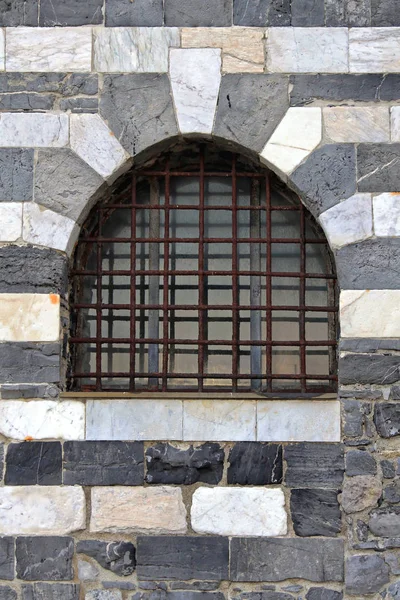 Kirchenfenster — Stockfoto