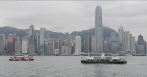 Hong Kong China Abril 2017 Red Advertisement Star Ferry Crossing — Vídeo de Stock