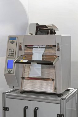 Çanta Paketleme Makinesi