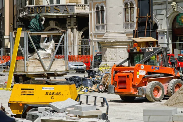 Stavba Borsa Trieste — Stock fotografie