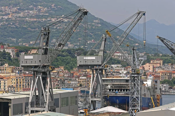 Shipyard Cranes — Stock Photo, Image