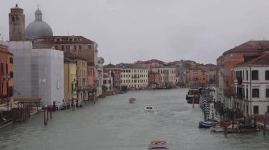 Venedik Italya 'da kış gününde Grand Canal