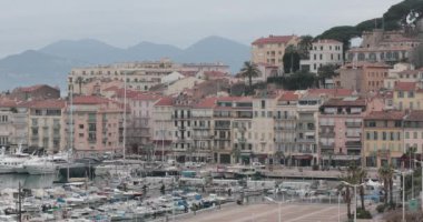 Kış gününde Cannes Fransa Şehir Merkezi