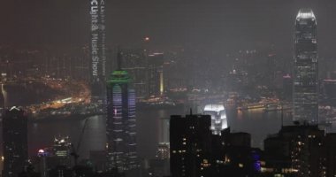 Hong Kong, Çin - 01 Mayıs 2017: Victoria Peak Hong Kong, Çin'den gece Cityscape.