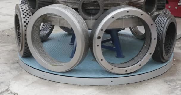 Rodas Dentadas Metal Grandes Peças Engrenagem Para Torneamento Máquina — Vídeo de Stock