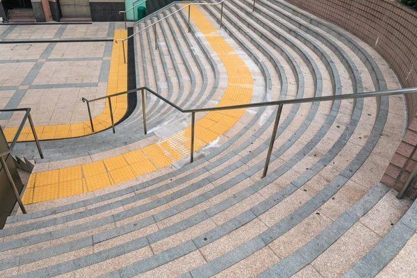 곡선된 계단 — 스톡 사진