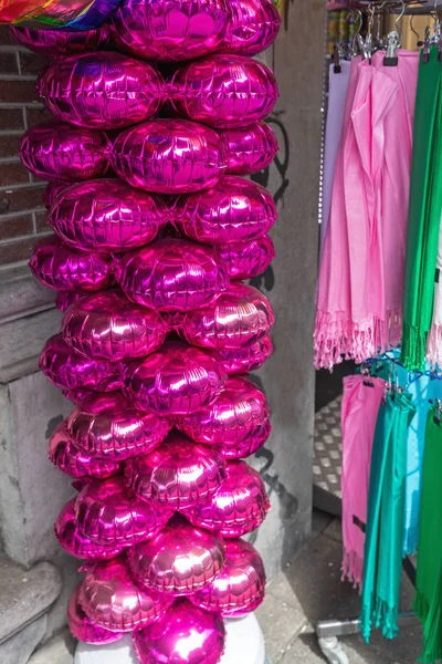 Rosafarbene Folienballons — Stockfoto