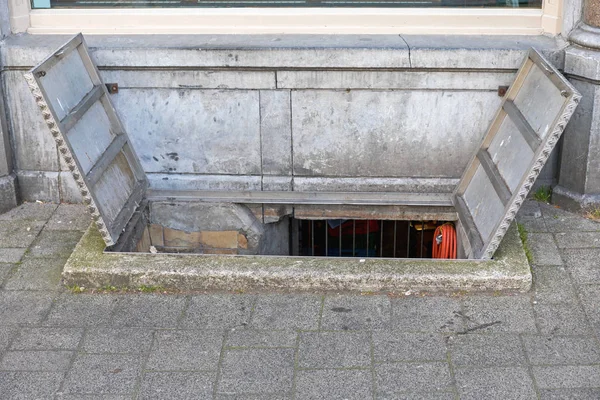 Puerta de la bodega Hatch — Foto de Stock