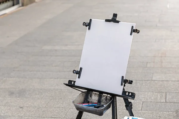 Portrait Easel — Stock Photo, Image