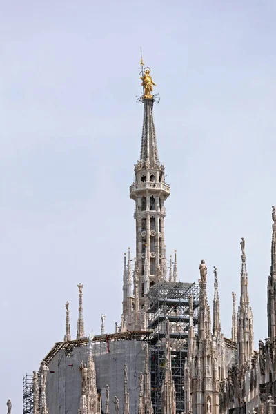 Scaffolding Duomo Milan — Stock Photo, Image