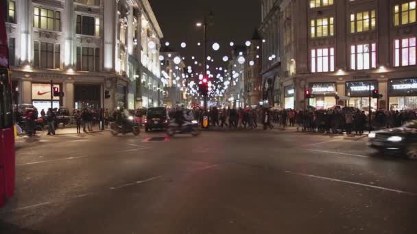 Londres Reino Unido Noviembre 2013 Decoración Navidad Oxford Circus Intersection — Vídeos de Stock