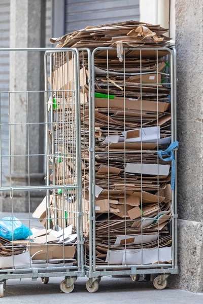 Tråd kärror Carboard — Stockfoto