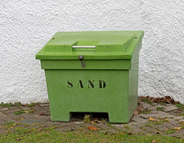 Låda med sand utomhus — Stockfoto