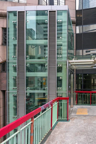 Ascensor de cristal exterior — Foto de Stock