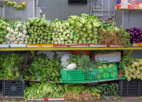 Banco del mercato delle verdure — Foto Stock