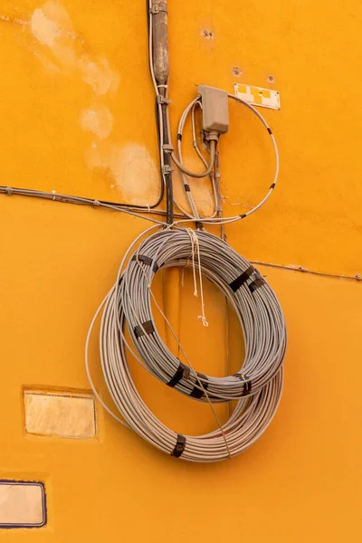 Bobinas Cable de pared —  Fotos de Stock