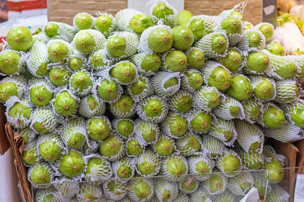 Calabacín protegido —  Fotos de Stock