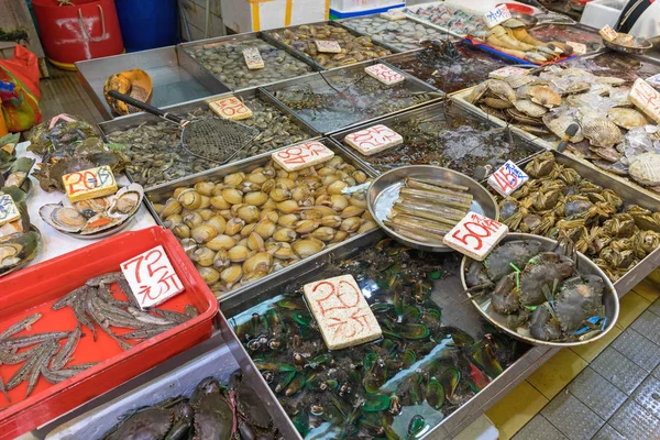 Vismarkt — Stockfoto