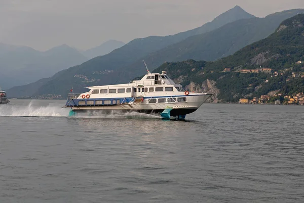 Tragflächenboot — Stockfoto