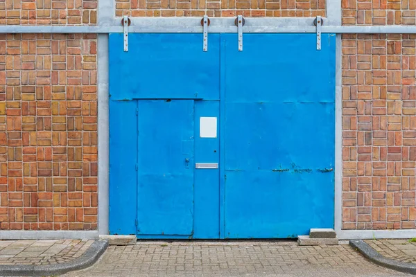 Grandi porte blu — Foto Stock