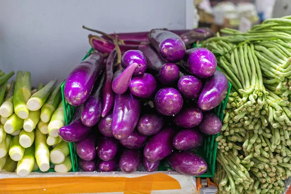 Purple Aubergine — Stock Photo, Image