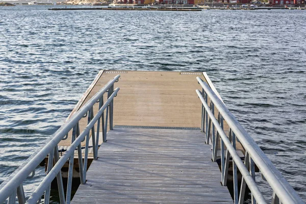 Pont d'accès Ponton — Photo