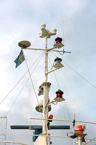 Navio de mastro de radar — Fotografia de Stock