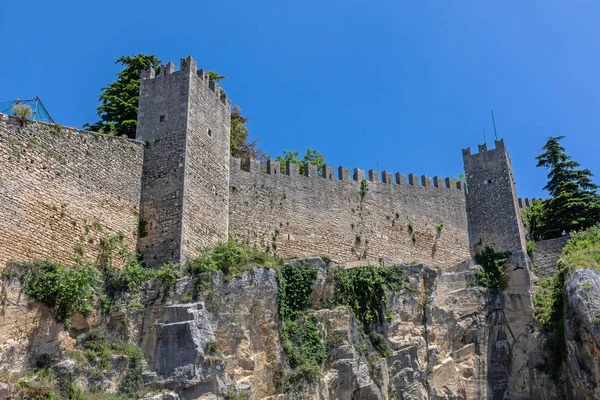 Стіни Сан-Марино — стокове фото