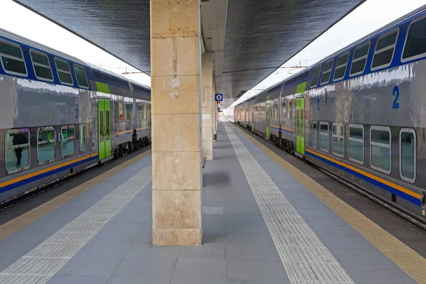 Train Platform — Stock Photo, Image