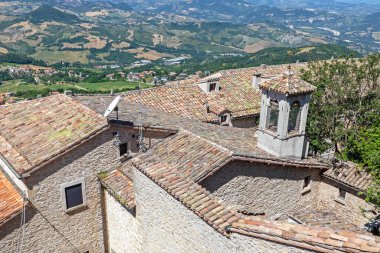 San Marino 'dan Çatılara Manzara Görünümü