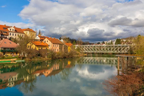 Híd Krka Folyó Felett Novo Mesto Szlovéniában — Stock Fotó