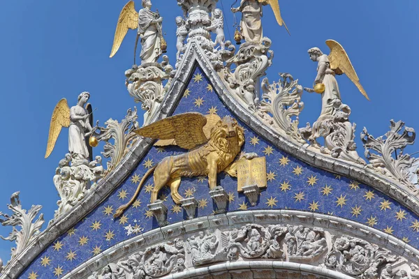 Venedig Italien Juli 2013 Venedigs Gyllene Lejon Och Änglar Vid — Stockfoto