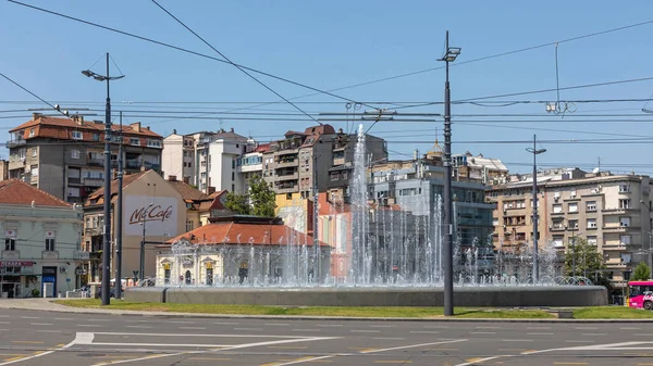 Belgrado Serbia Junio 2019 Gran Fuente Agua Plaza Slavija Belgrado — Foto de Stock