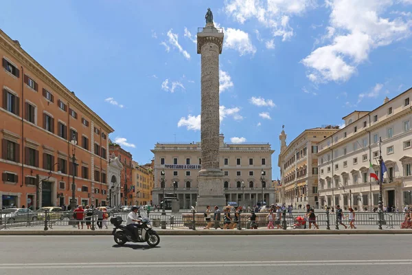 Rom Italien Juni 2014 Marcus Aurelius Romerska Segerkolonn Piazza Colonna — Stockfoto