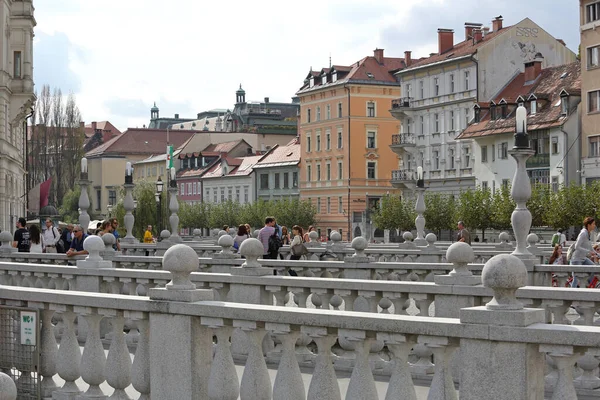 Ljubljana Slovenya Ekim 2014 Ljubljanica Nehri Üzerindeki Üçlü Köprü Ljubljana — Stok fotoğraf