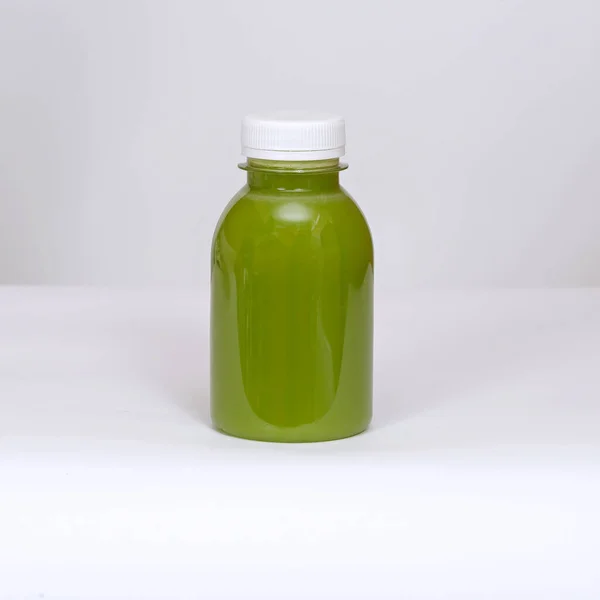 Jus Légumes Verts Frais Bouteille Plastique — Photo