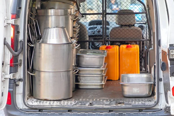 Lieferwagen Für Ausrüstungen Und Restaurantwaren Aus Rostfreiem Stahl — Stockfoto