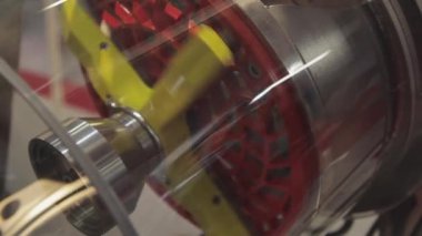 Fabrika Üretim Hattı Dönen Makinesi